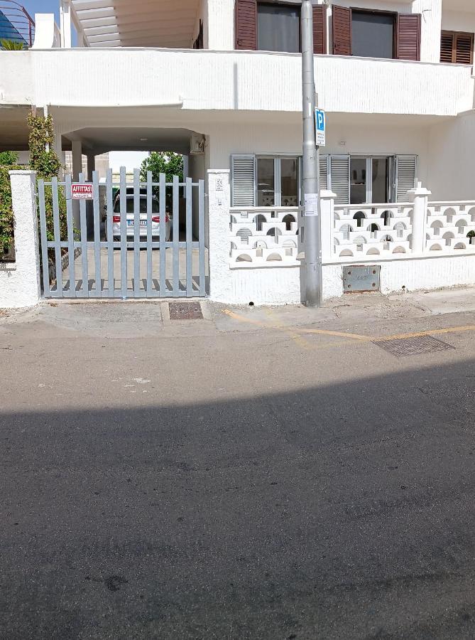Casa Bro Villa Torre dell'Orso Buitenkant foto